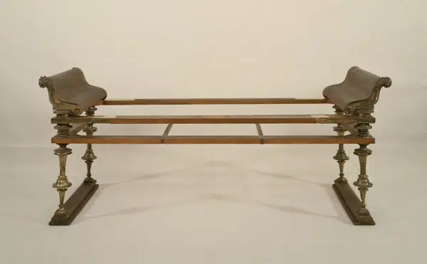 łóżko greckie kline